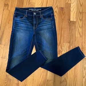 AMERICAN EAGLE Stretchy Skinny Jeans